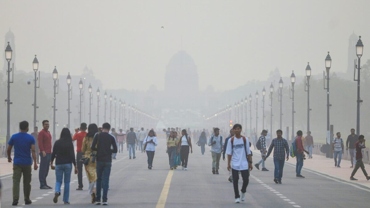 दिल्ली AQI सीवियर 2025