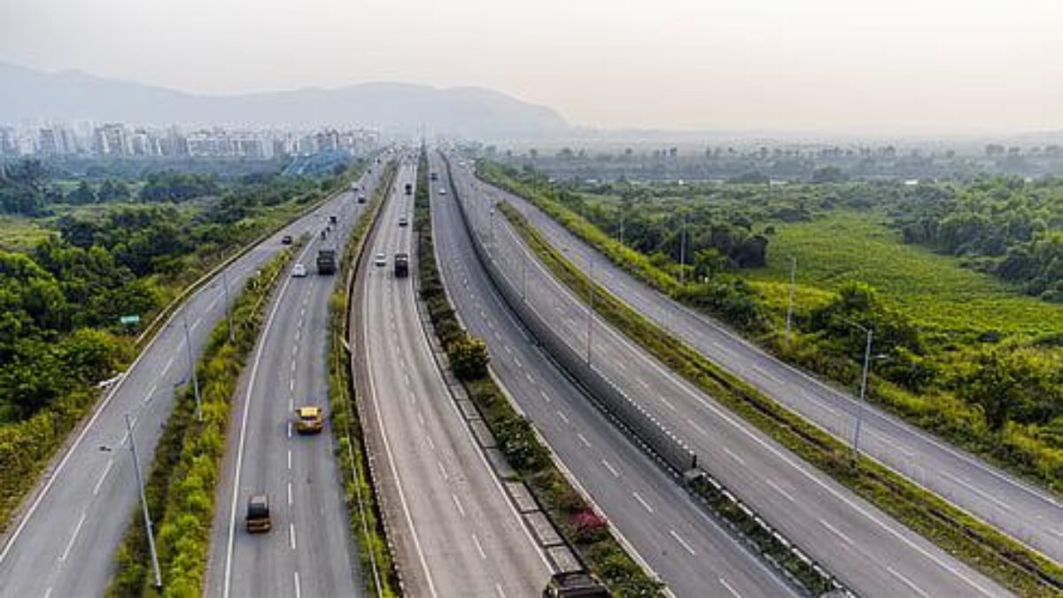 NHAI और Reliance Jio