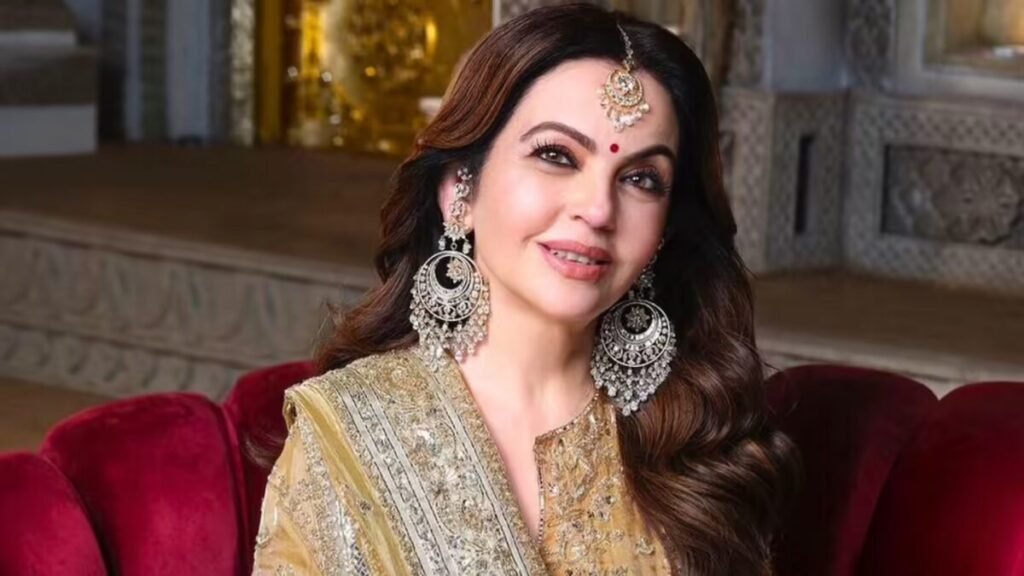 नीता अंबानी स्टाफ