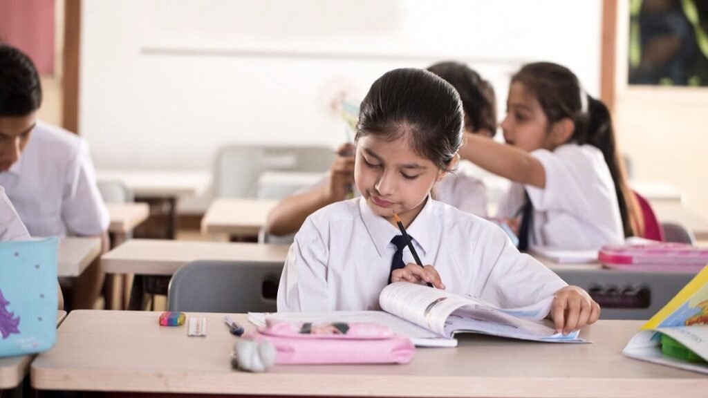 2 दिसंबर 2025