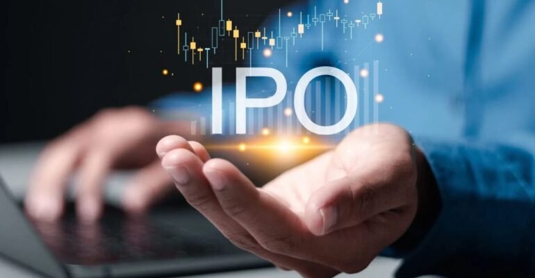 ICICI Prudential AMC शेयर
