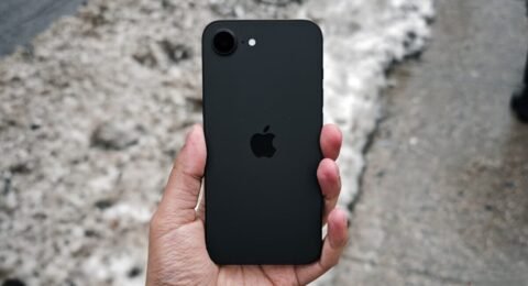 Apple iPhone 16e