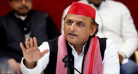 अखिलेश यादव