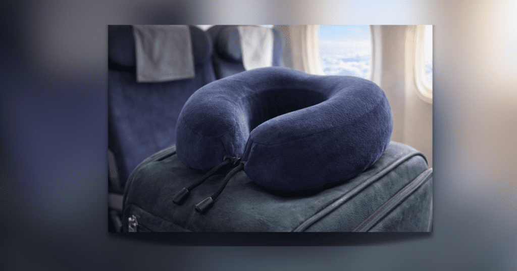 Travel Pillow लंबी यात्रा में गर्दन सपोर्ट और आरामदायक नींद के लिए