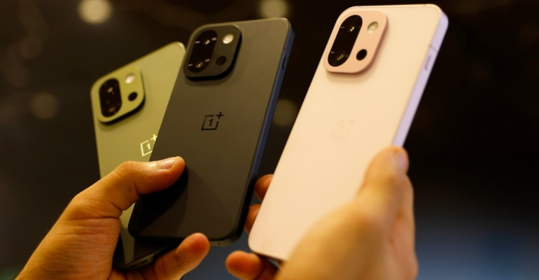 OnePlus 13s