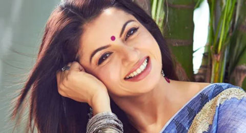 ‘मैंने प्यार किया’ फेम Bhagyashree और उनकी बहन Madhuvanti का इमेज