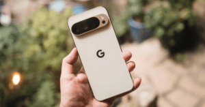 Google Pixel 11 Pro स्मार्टफोन का फ्रंट व्यू