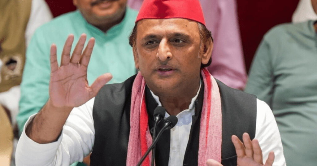 अखिलेश यादव के 403 सीट वाले बयान से जुड़ी राजनीतिक खबर