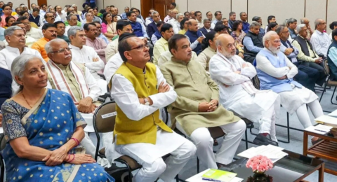 मंत्रालय रिपोर्ट कार्ड