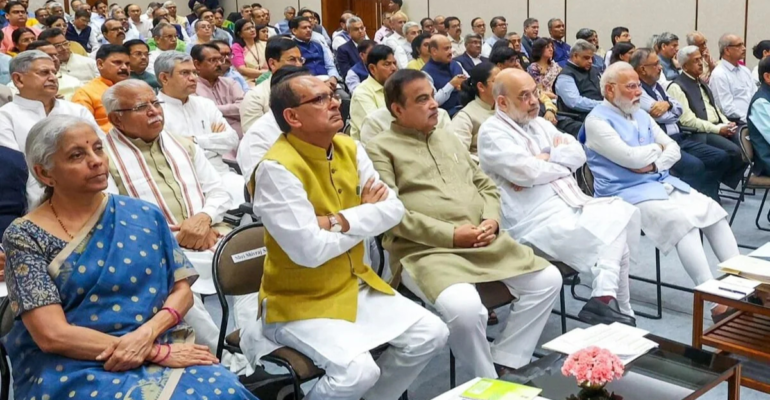मंत्रालय रिपोर्ट कार्ड