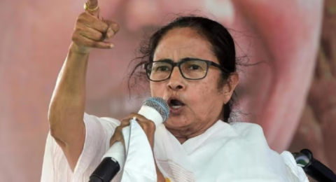 ममता बनर्जी को बड़ा झटका