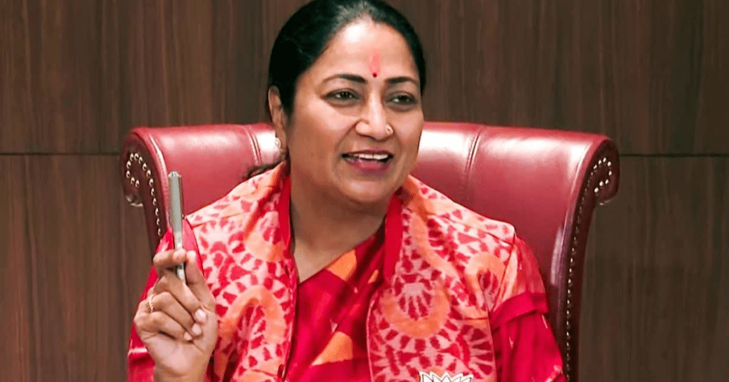 CM रेखा गुप्ता के बड़े ऐलान से जुड़ी तस्वीर